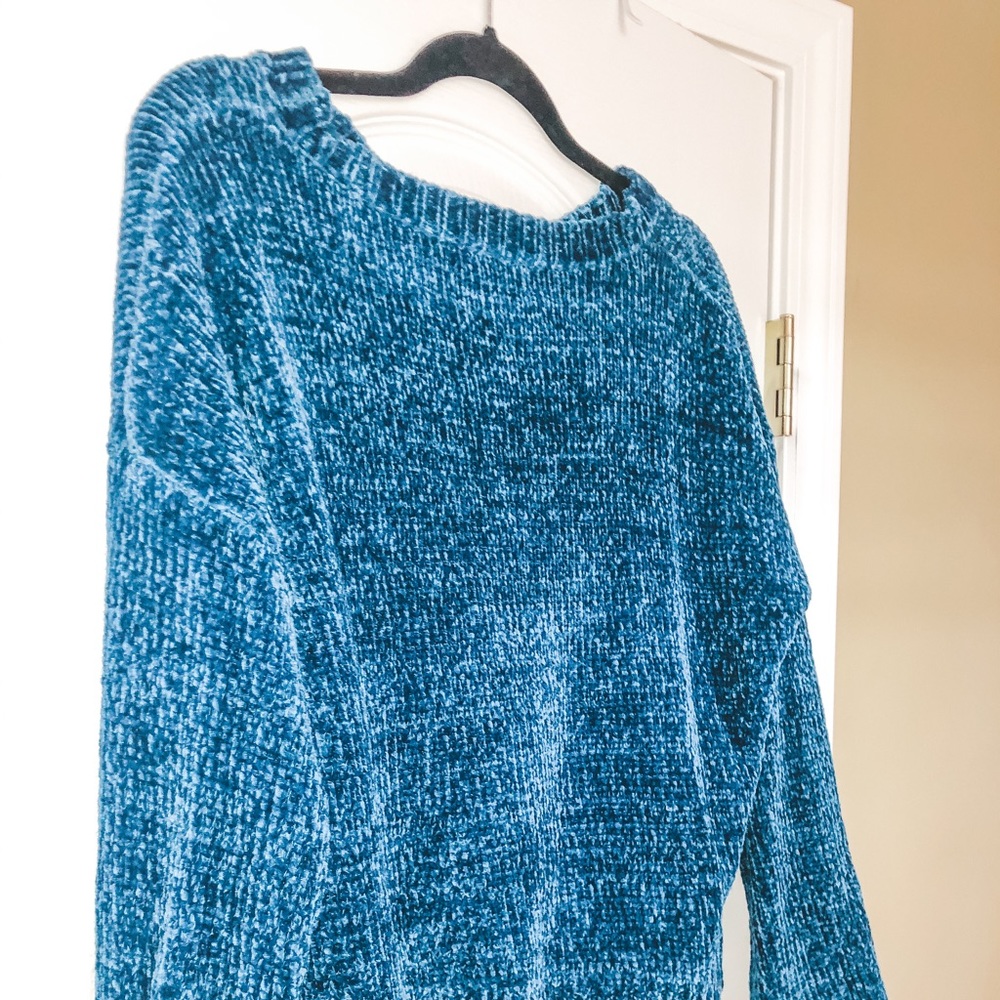 Blue Cropped Sweater - Picture 3 of 3